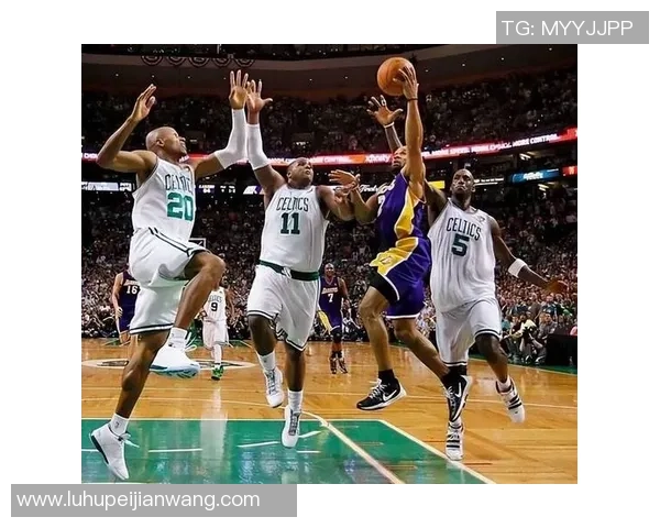 2009年NBA总决赛湖人与活塞的巅峰对决回顾与分析
