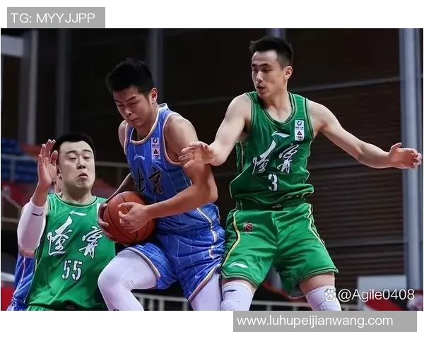 CBA辽宁队对阵北京队精彩比赛直播全程回顾与分析
