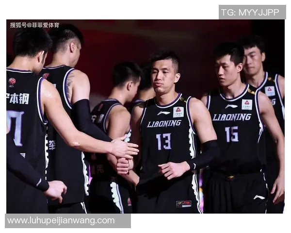 CBA直播吧精彩对决广东队迎战辽宁队全力争胜