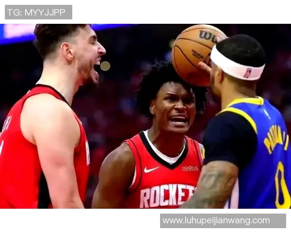 勇士与火箭激战回顾精彩瞬间录像回放分析与解读
