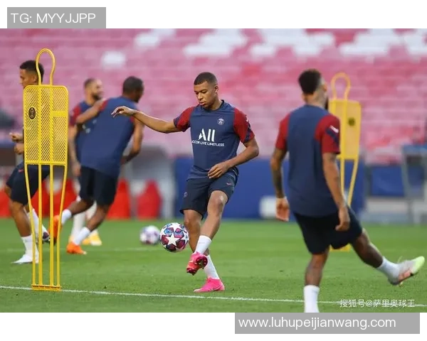 大巴黎在欧冠赛场的荣耀与挑战解析与未来展望